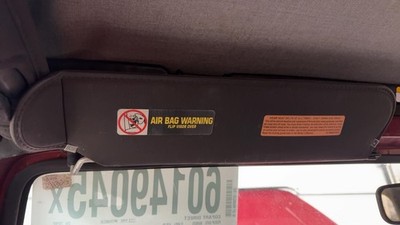 1998 Jeep Wrangler Driver Side Left Sun Visor Sunshade