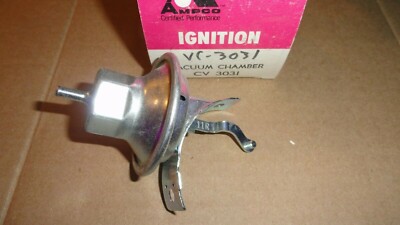 NORS 1973-75 CHRYSLER 8 CYL 318 360 DISTRIBUTOR VACUUM ADVANCE 3656766 CH818
