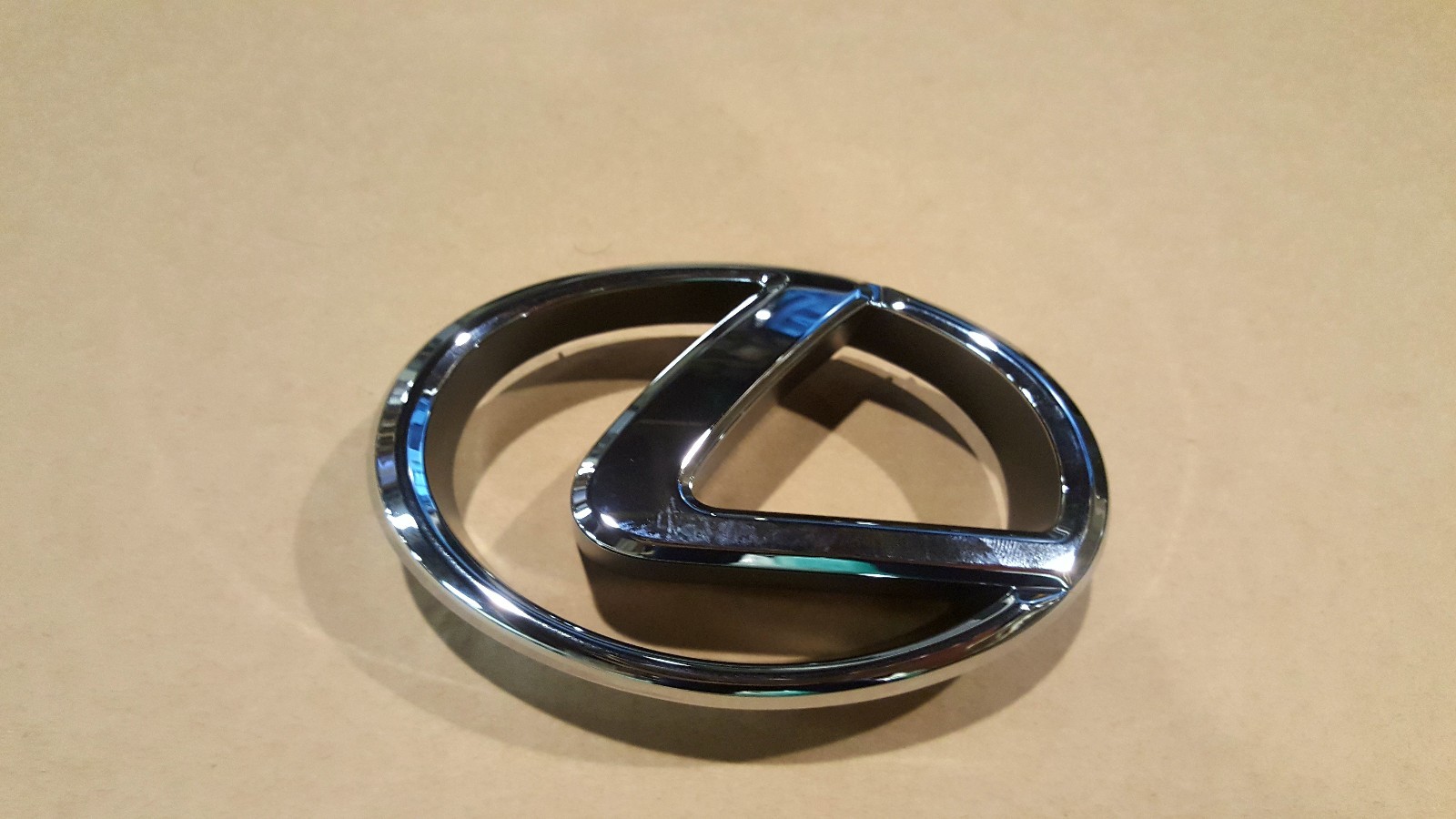 01 06 新的雷克萨斯ls430 中网标志01 02 03 04 05 06 Ebay
