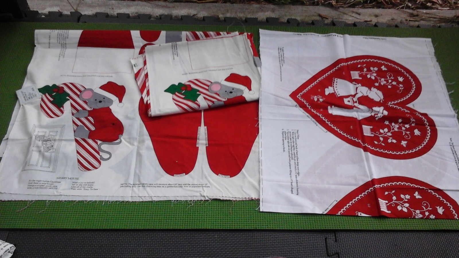 Vtg Lot Christmas Craft & Decoration Aplique  Cut To Sew Fabric (9 panels )