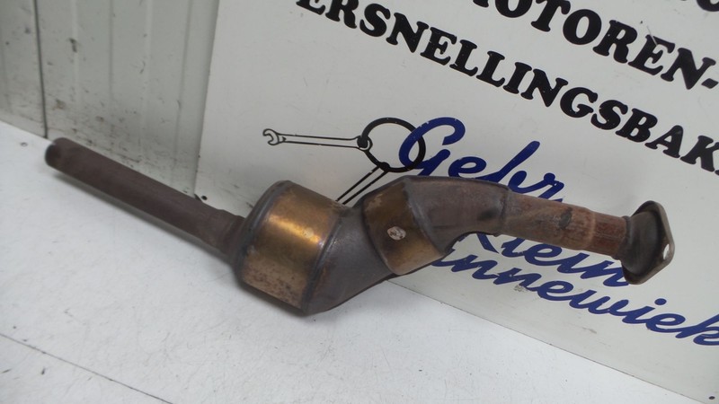 Catalyseur Clio Iii (Br/Cr) 8200416453/8200549205/8200276186/8200689441/820041