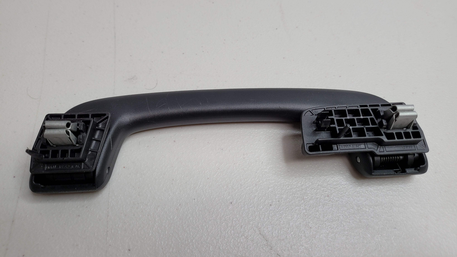 0 Unknown F80 Roof Grab Handle Arm Holder Black PA6GF30 image 2