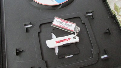 Bernina Artista USB BORDER EMBROIDERY SET/w Tutorial cd and Color Charts EXC