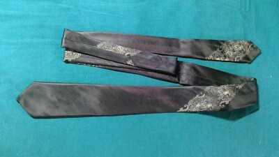 Vintage CUTTER CRAVAT Men's Necktie 54'' x 2'' 