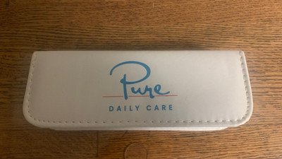 NEW Pure daily care kit wih 5 utensils for basic skin and face care white case