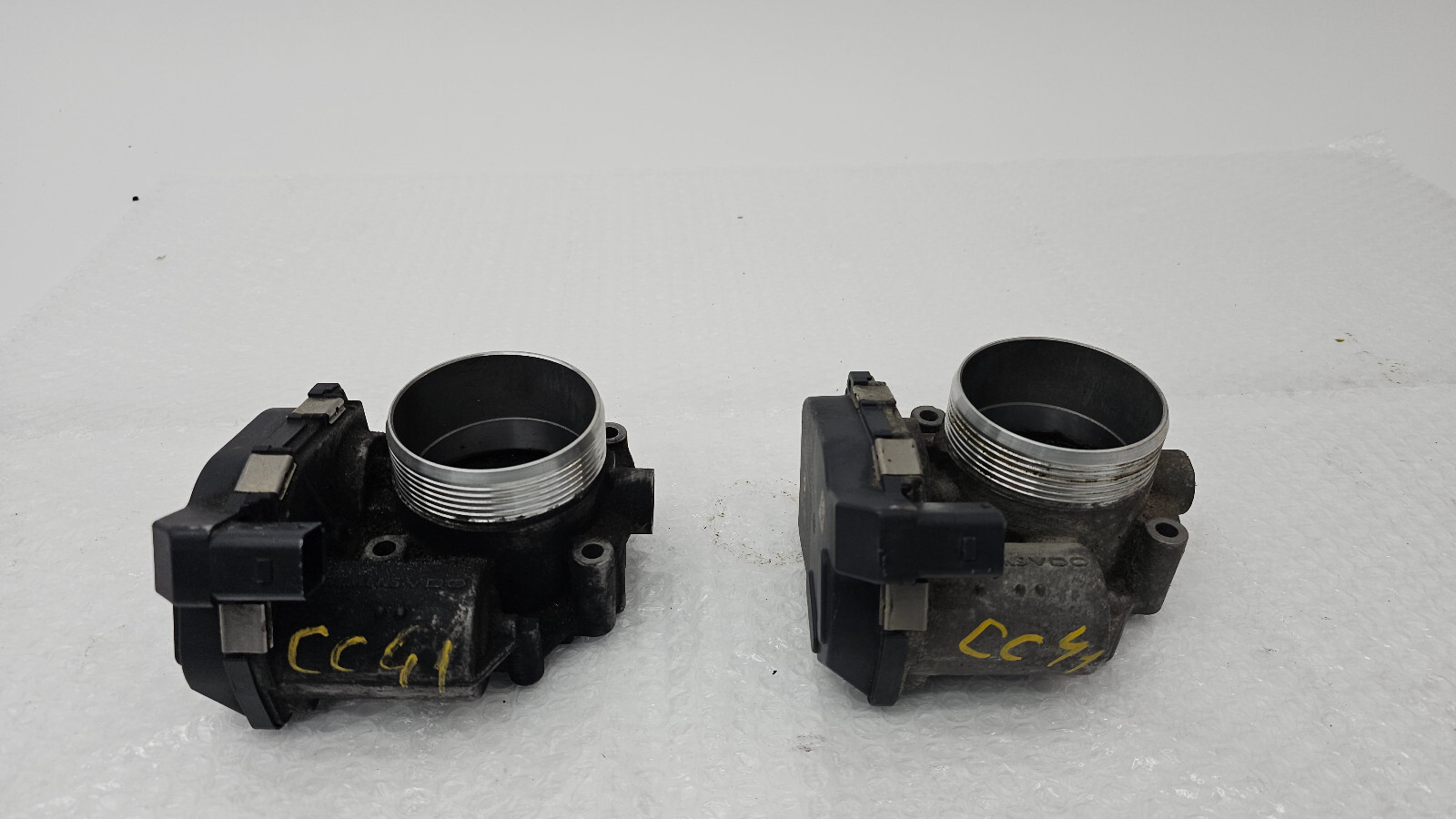 2012-15 BMW F06 650i 4.4L V8 Gas Throttle Body Assembly Set Of 2 7555944-03 OEM