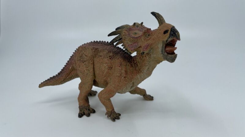 Papo 2005 Orange Styracosaurus Ceratopsian Dinosaur Toy Figure
