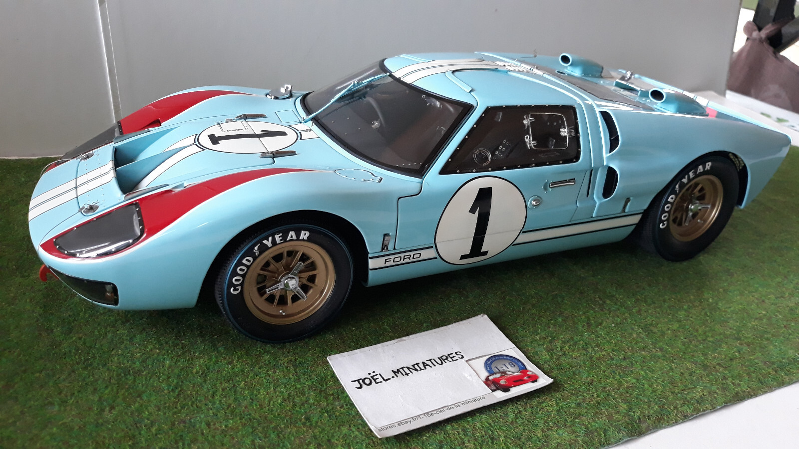 FORD GT40 MK II SECOND 24H LE MANS 1966 GULF 1/10 EXOTO FORD GT40 MK II SECOND 24H LE MANS 1966 GULF 1/10 EXOTO