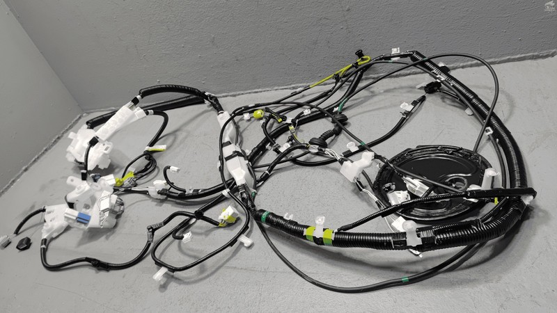 Used 2019 Toyota RAV4 LE Cabine Wire Wiring Harness OEM