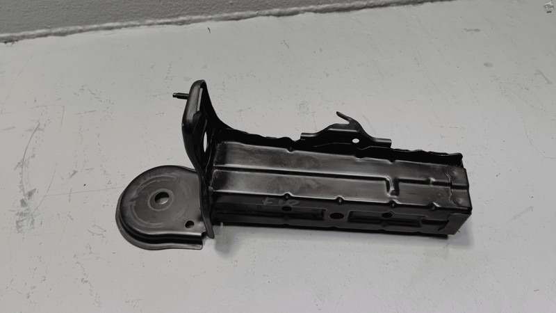 Used 2018-24 Toyota Camry Front Bumper Reinforcement Passenger Side Rail Bracket OEM