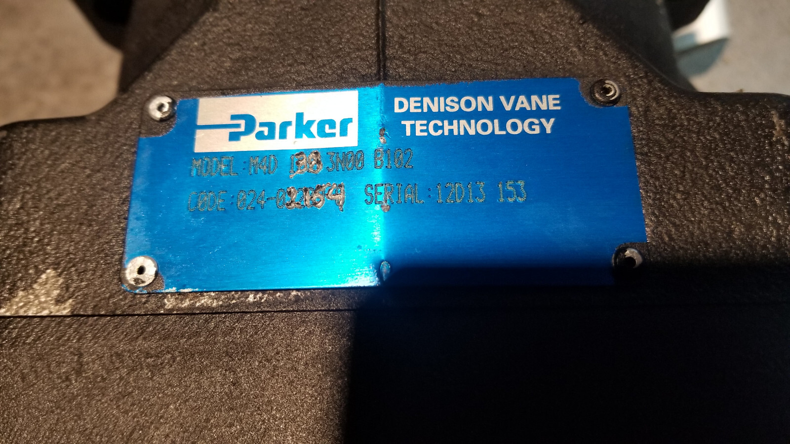 024-02154-0 PARKER DENISON M4D 138 3N00 B102 Medium Duty Vane Motor - Picture 5 of 12