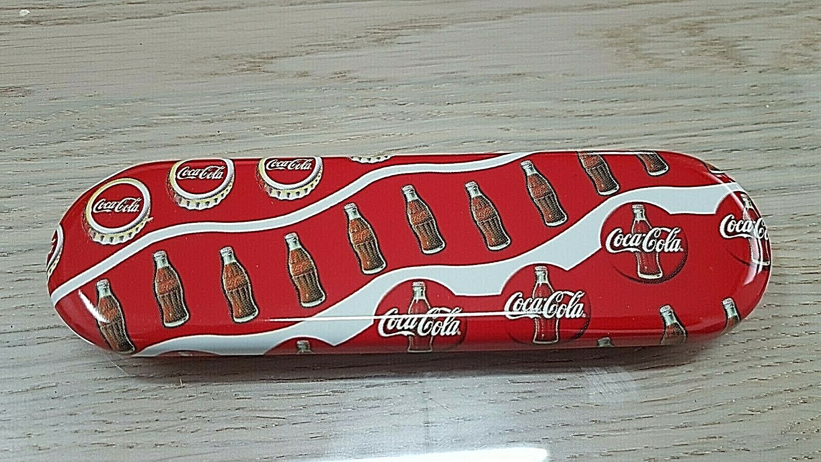 Astuccio Richiudibile Portapenne Coca Cola Stypen Latta Gadget Ufficiale Limited