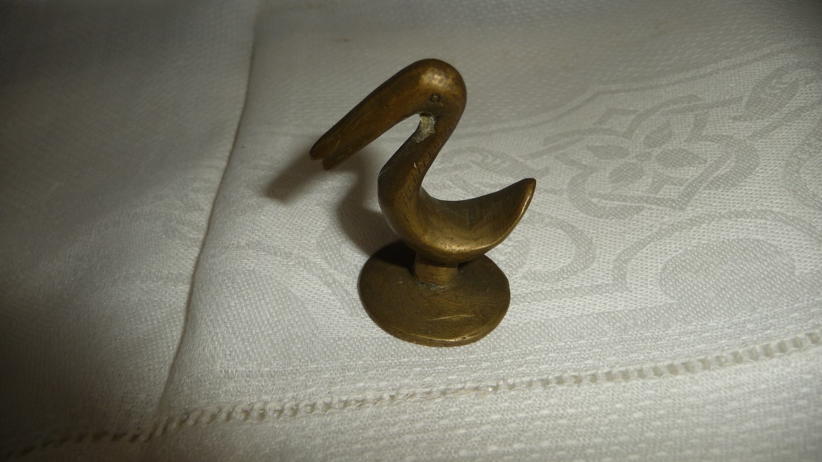 #22 vtg Mini Brass Figure BIRD  1 3/4'' T x 1'' W