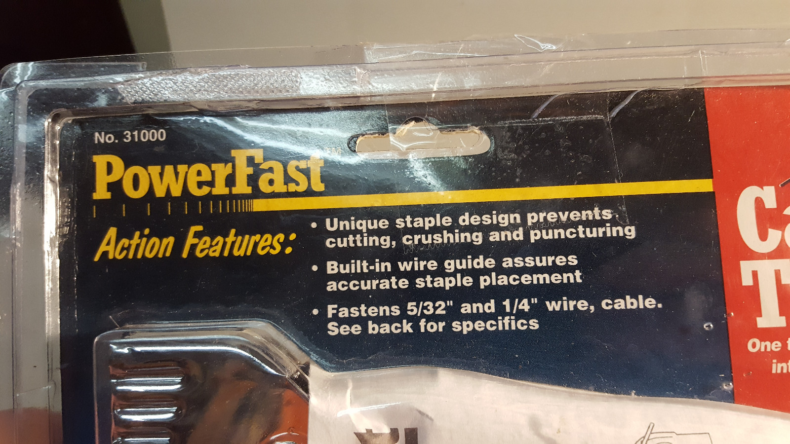 PowerFast Cable Tacker  DESA International W/ STAPLES / new
