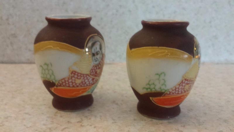Pair Vintage Mini Vases Made In Occupied Japan Hand Painted