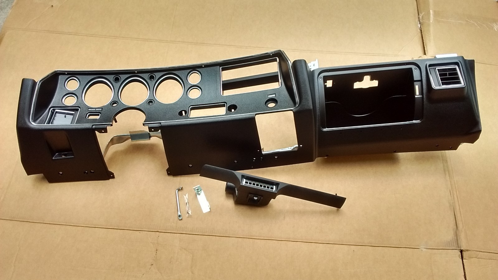 70 71 72 Chevy Chevelle Ss Dash Instrument Cluster Panel Bezel Assembly