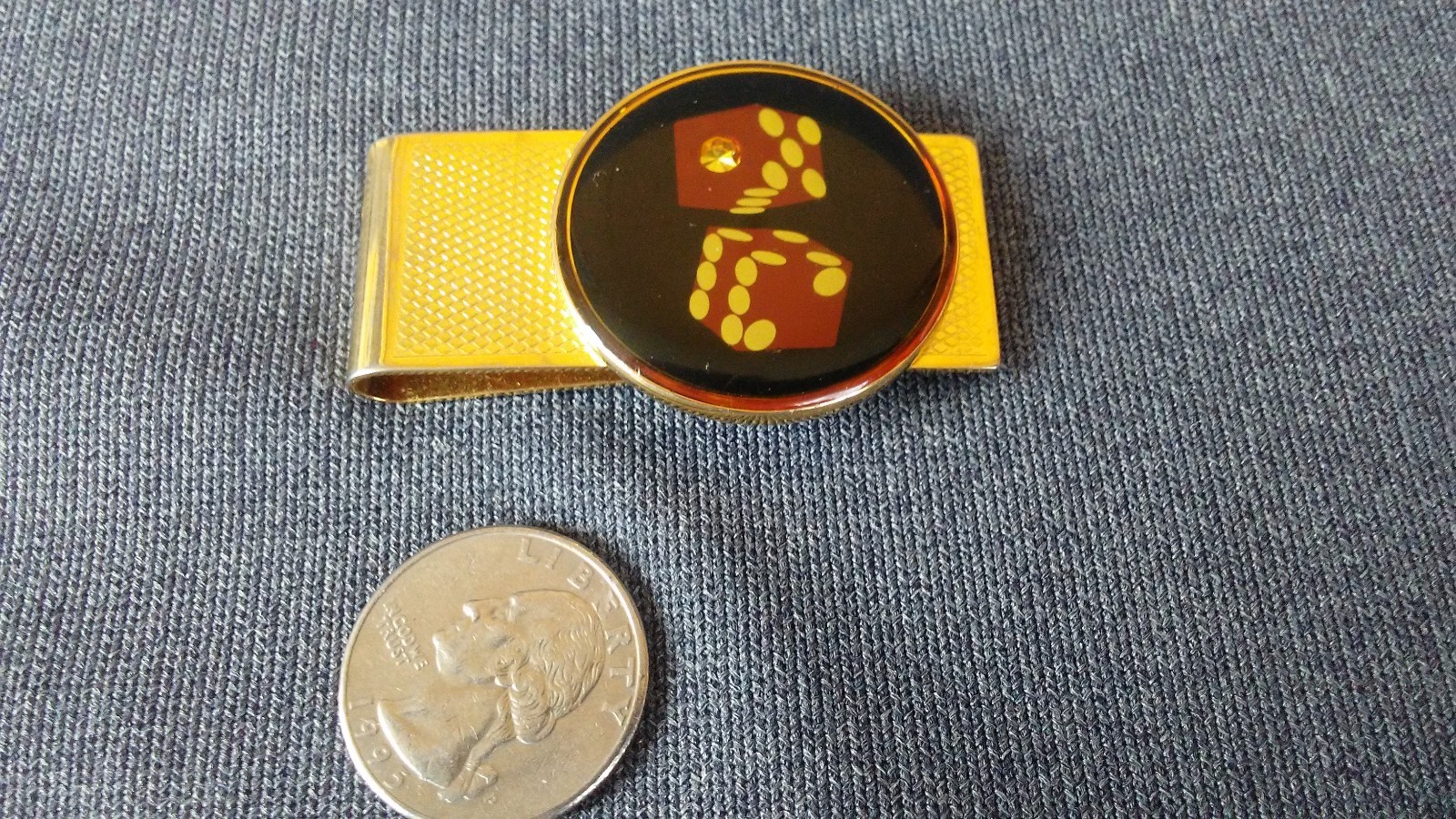 VINTAGE GOLD PLATED BRASS  DICE THEME WITH CITRINE STONE TIE CLIP