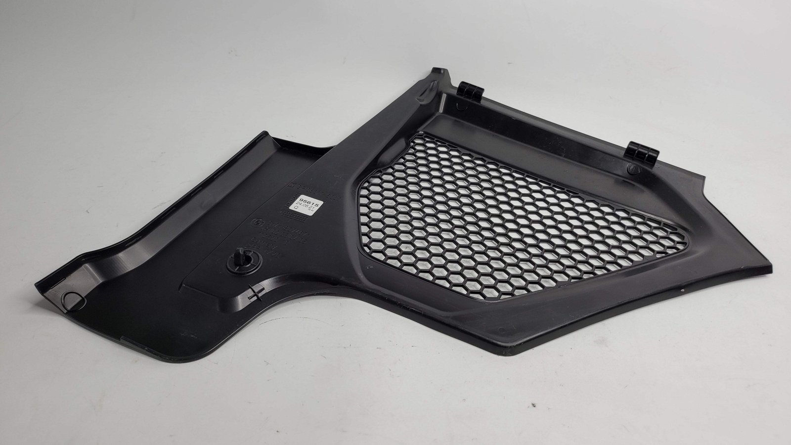 0 Bmw M3 Scuttle Cover Panel Trim Cover 8074671 image 4