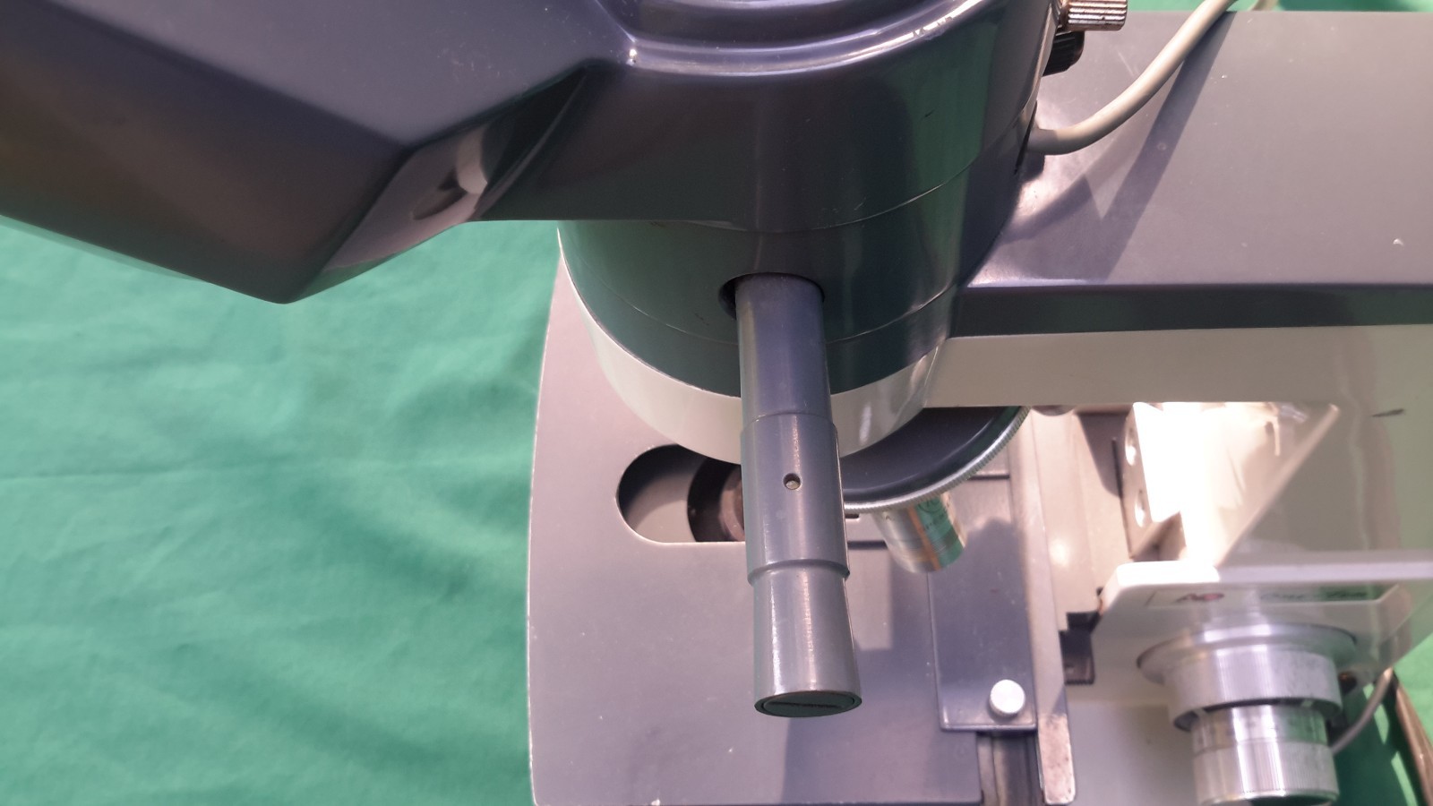 AO AMERICAN OPTICAL ONE-TEN DUAL VIEWING MICROSCOPE