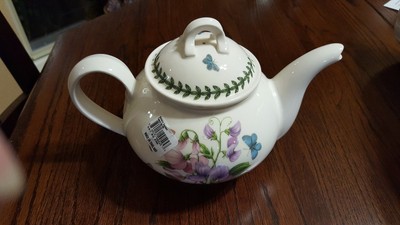 PORTMEIRION BOTANIC GARDEN 2 qt TEAPOT W LID  England NEW