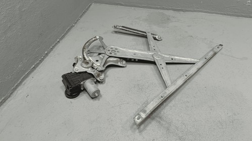 2022-2025 Toyota Corolla Cross Front Passenger Door Window Regulator w/Motor OEM
