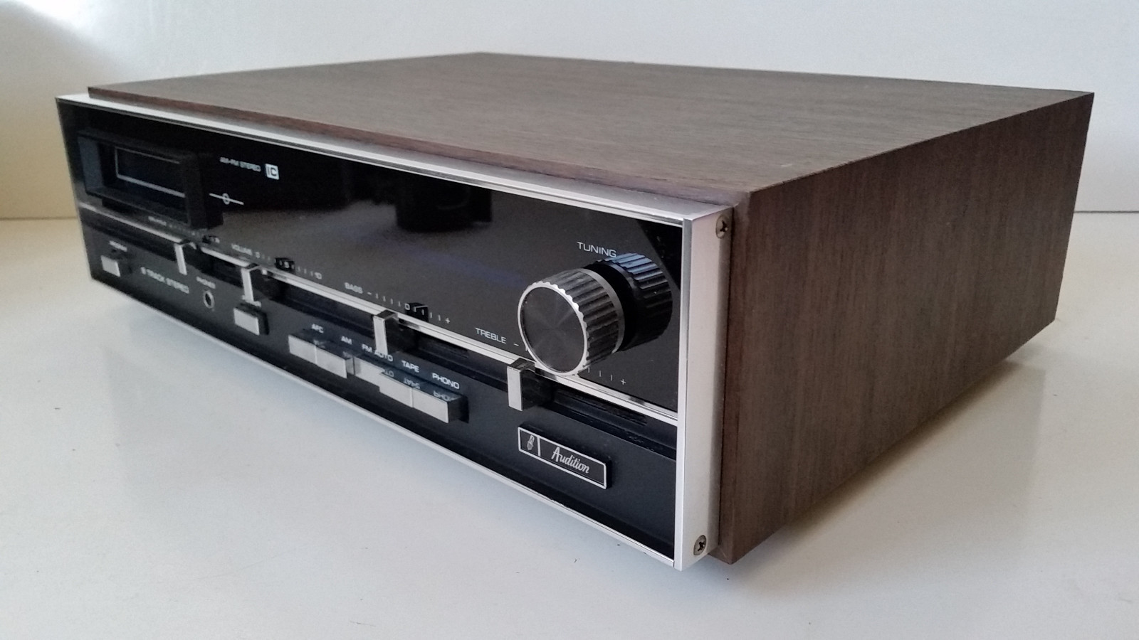 Excellent Vintage AM/FM/8 Eight Track Stereo Receiver Woolworth X-100