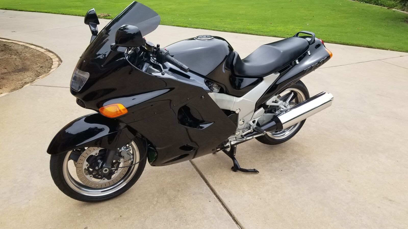 Motorcycle Black ABS Fairings Kit for Kawasaki Ninja ZX11 Motorcycle Black ABS Fairings Kit for Kawasaki Ninja ZX11