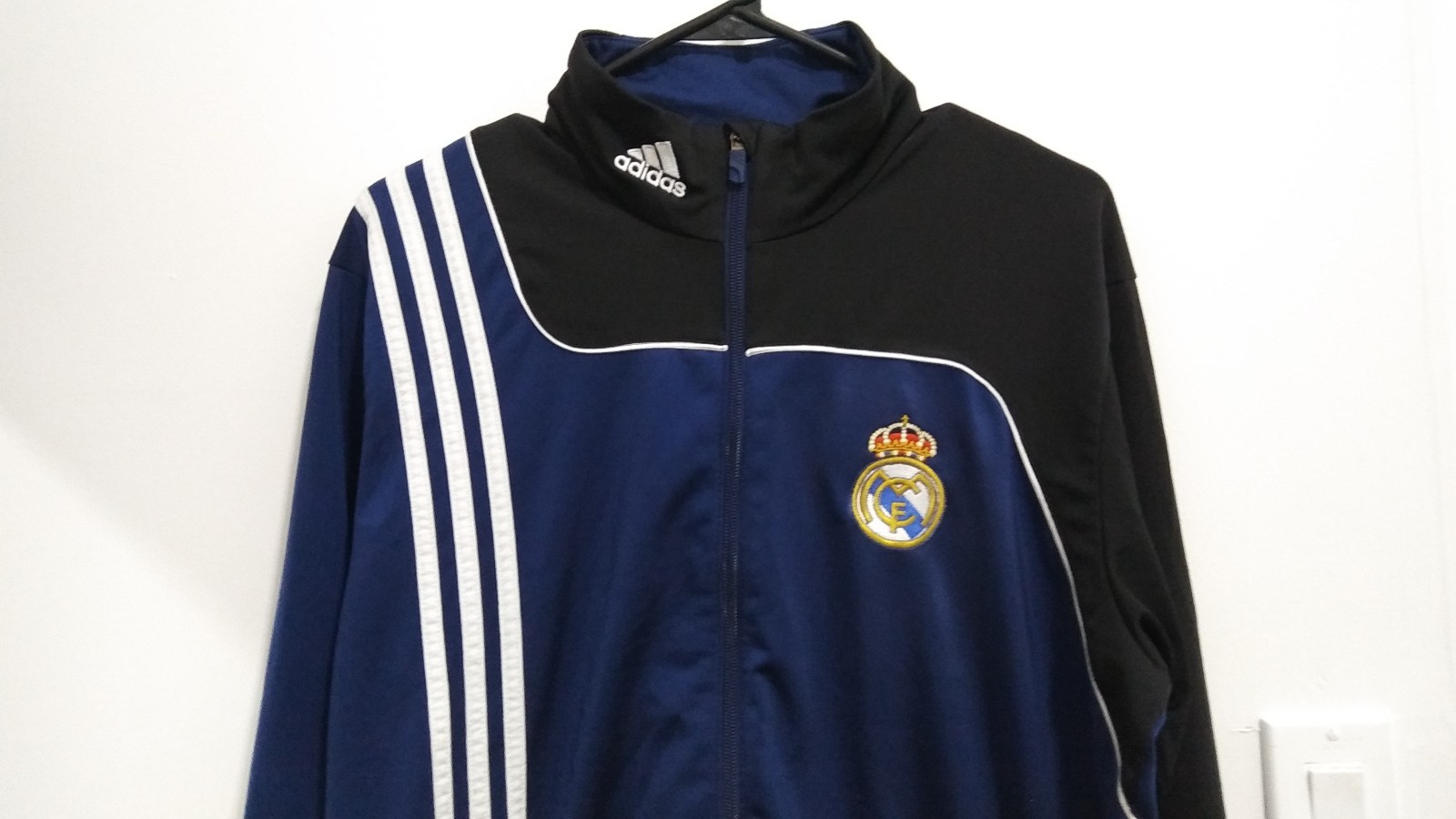 REAL MADRID ADIDAS MEDIUM JACKET ESPAñA SPAIN JERSEY CRISTIANO RONALDO BECKHAM