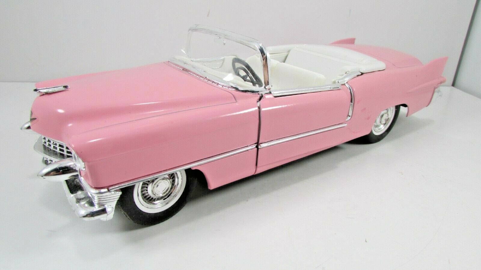 Solido Cadillac Eldorado 1955 ダイキャストミニカー Solido Cadillac Eldorado 1955 ダイキャストミニカー - メルカリ