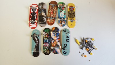 Misc Lot Of 9 Tech Deck Fingerboards & Parts
