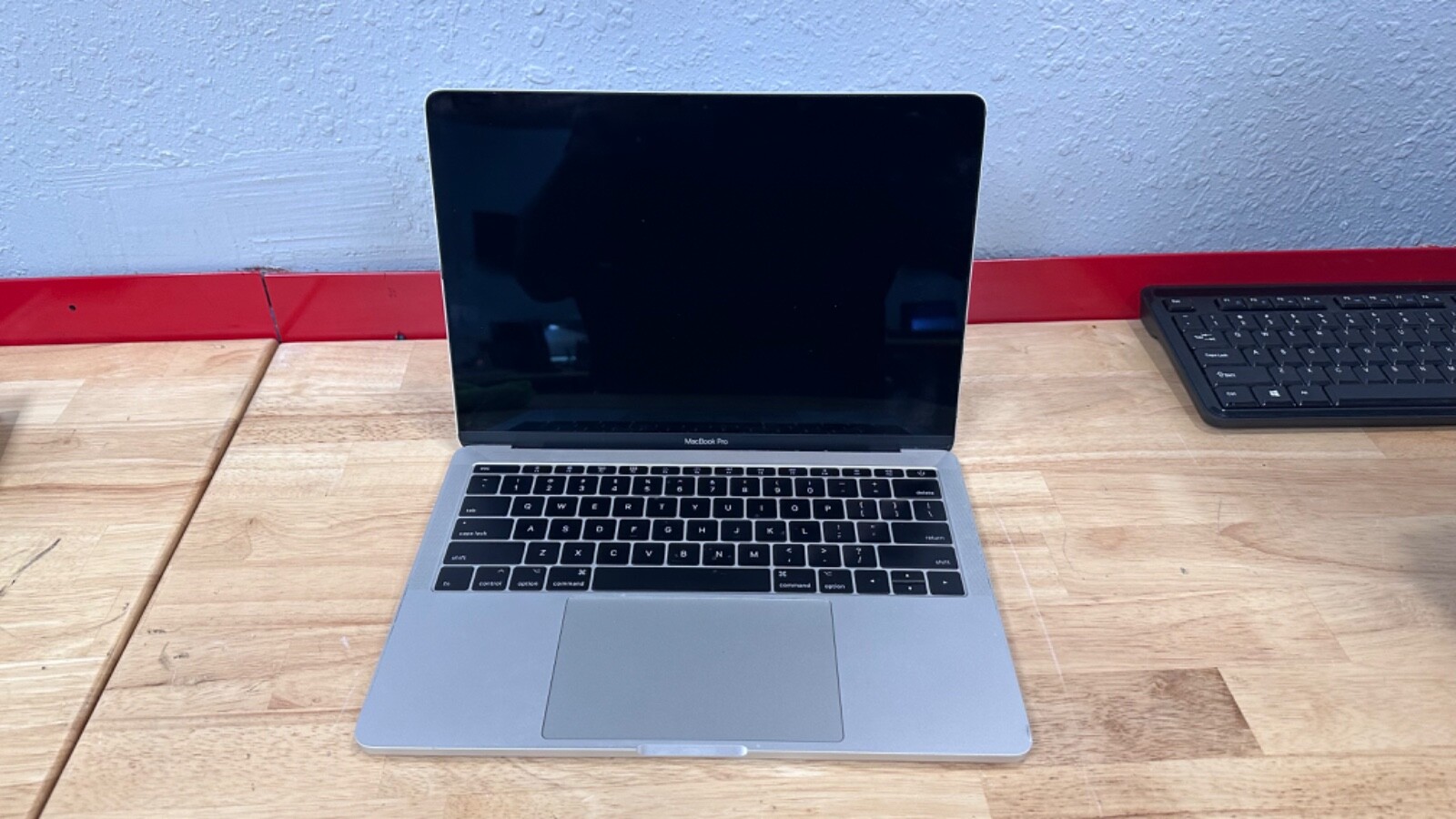 Apple MacBook Pro A1502 15.6インチ MacBook Pro A1502 emc 2875 i5 2.6ghz 8gb ddr3 256 ssd 13in