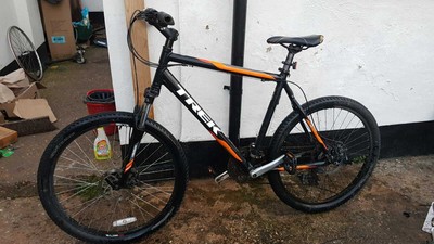 Trek 3500 D Disc Hardtail Mountain bike Ipswich 