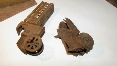 Antique Toy Part Kenton,Arcade,Hubley,Ives,-Cast Iron Car Truck With Rider Parts
