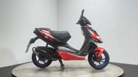Aprilia SR 50 2001 SPARES OR REPAIR RUNNING 50CC PROJECT