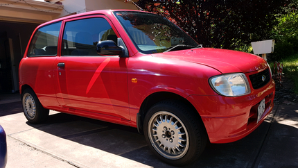 Daihatsu cuore 2001