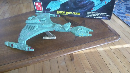 AMT Pro Built  STAR TREK:THE NEXT GENERATION KLINGON BATTLE CRUISER K'Vort Class