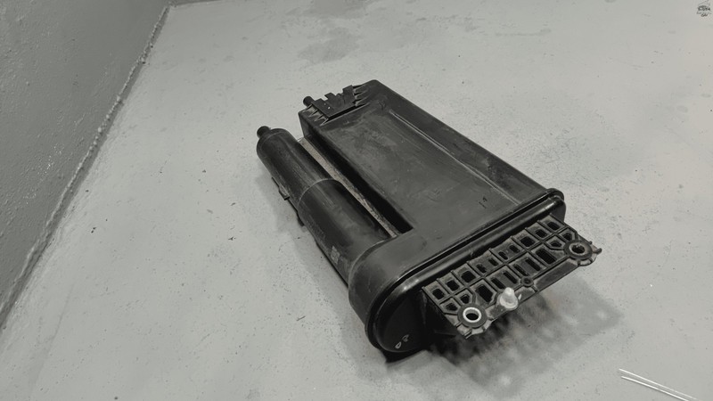 Used 2019-2025 Toyota Corolla Fuel Evaporator Vapor Canister OEM