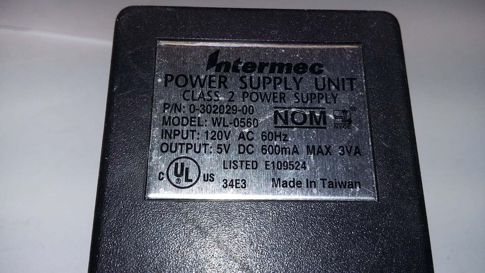 Intermec Class 2 Power Supply MN: WL-0560 PN: 0-302029-00 w/RJ11 Connector