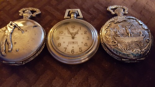 3-Vintage pocket watches for parts or u might fix.