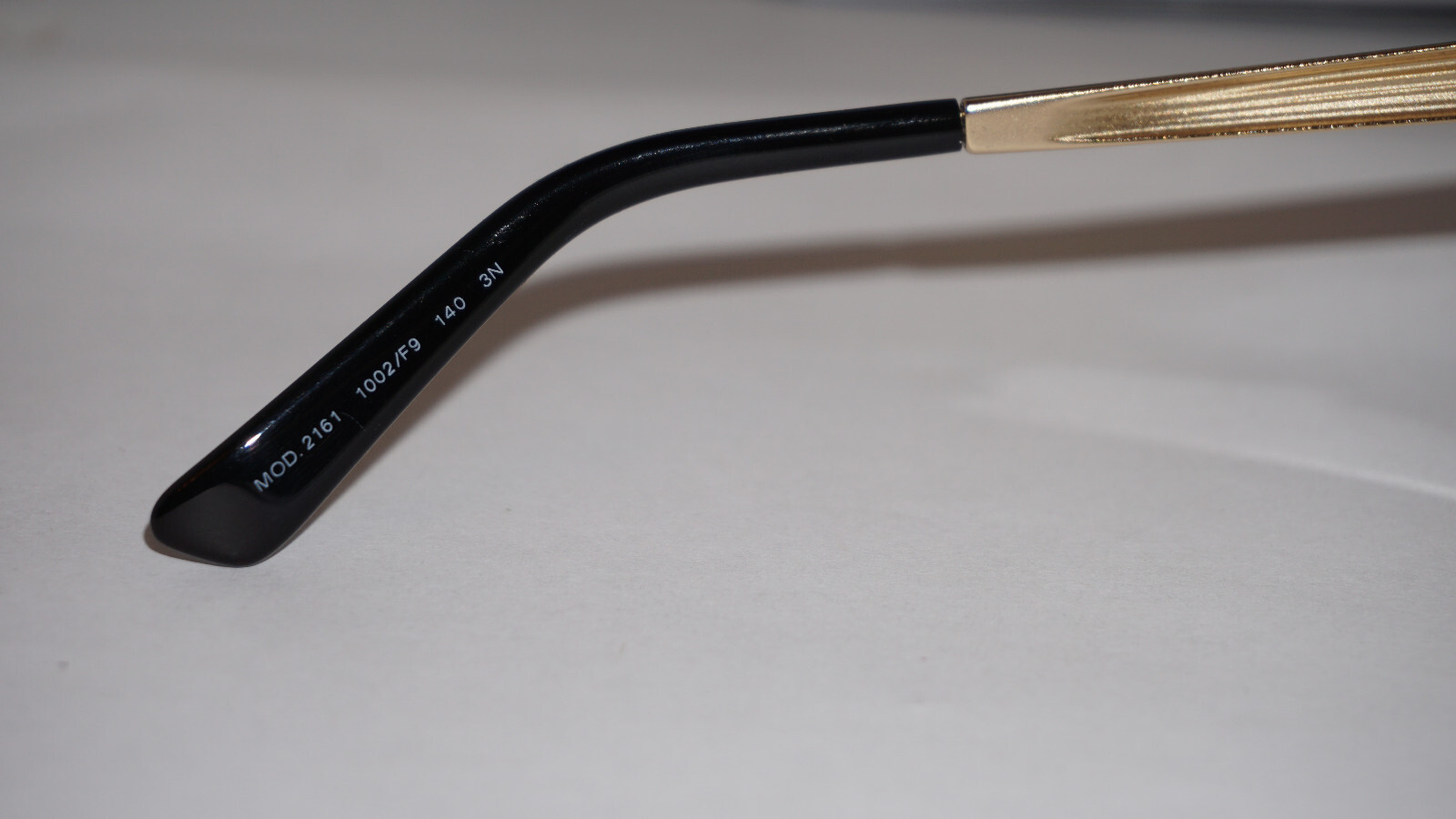 Pre-owned Versace Sunglasses Gold Red Mirror Ve2161 1002f9 42 140