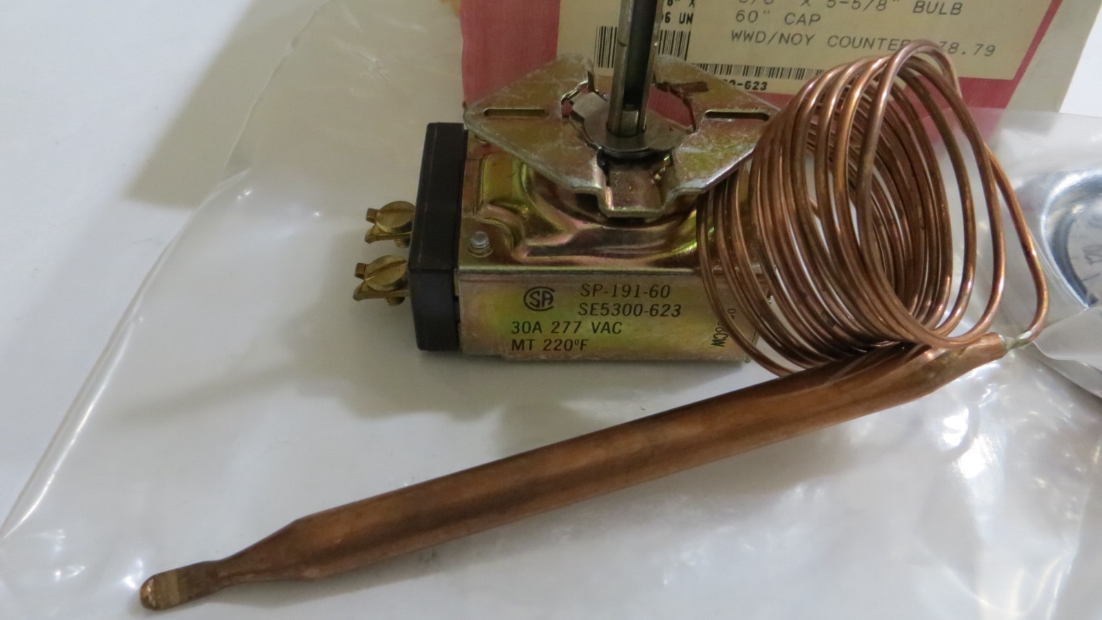 Robertshaw 5300-623 Thermostat