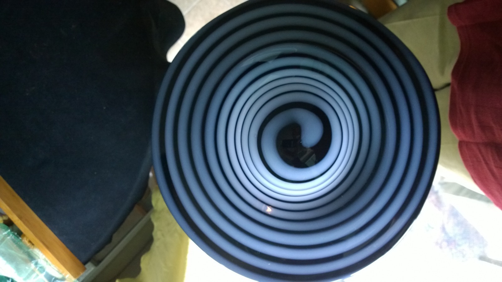 Art Glass Blown Stunning Plate Cosmic Swirl Yin-Yang Black/White/Gray 13 3/4