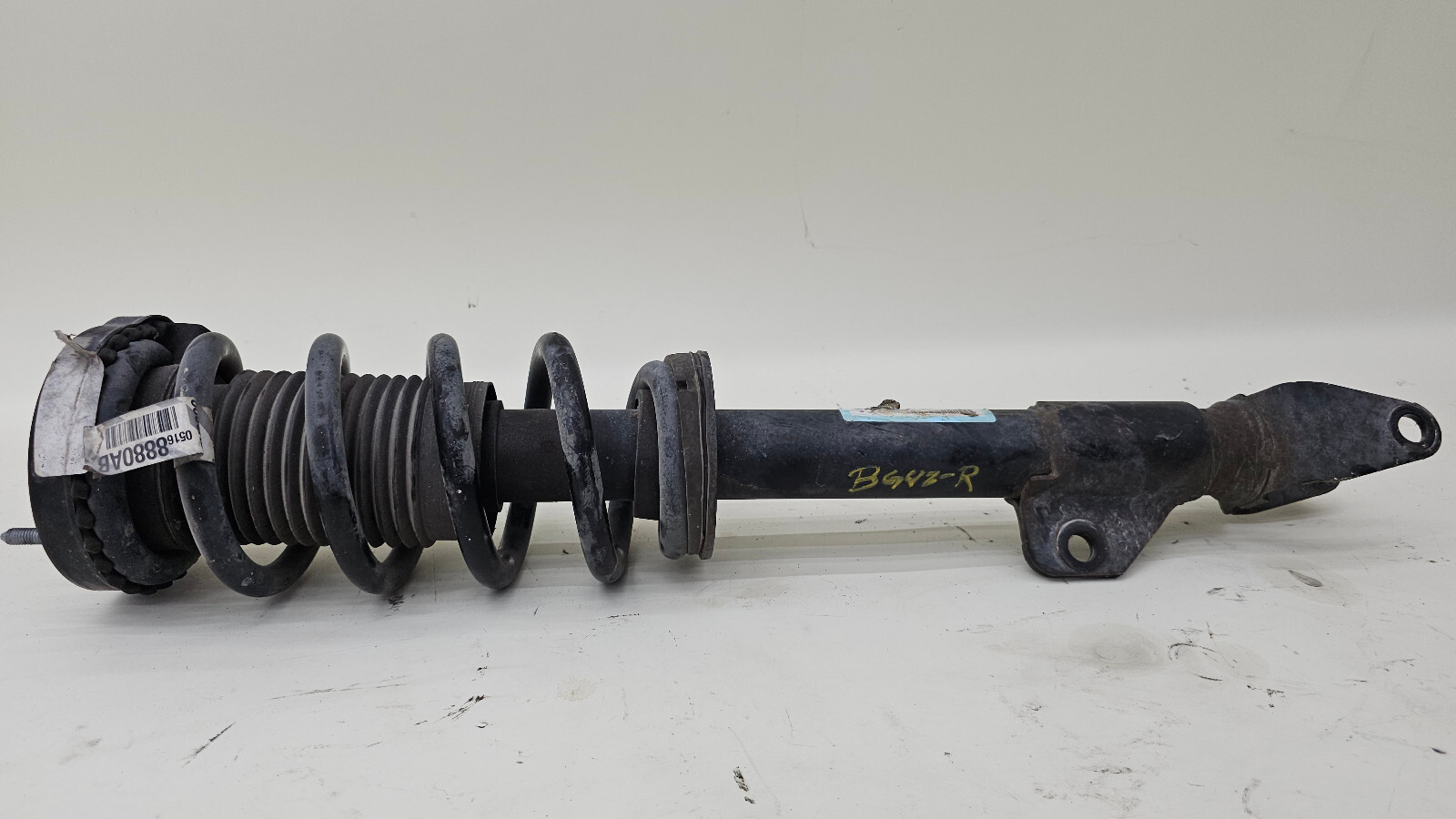 2015-2020 Dodge Challenger 3.6L V6 RWD Front Right Strut Shock OEM P68079070AD