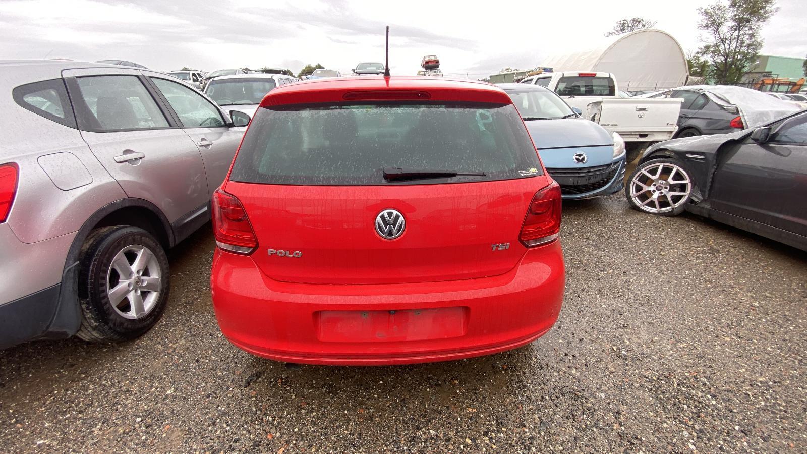 2011 Volkswagen Polo CENTRE DASH AIR VENT 6R 05/10-09/17 image 10