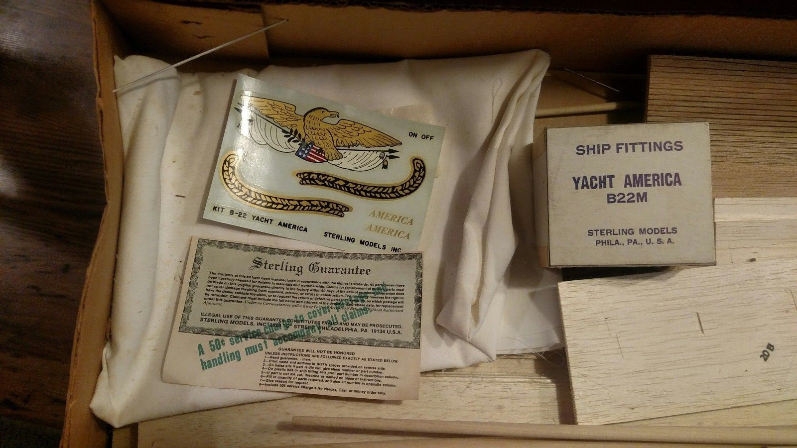 Vintage Sterling YACHT AMERICA Kit# B-22M, 1/22 Kit LOOKS COMPLETE WOW!!!!