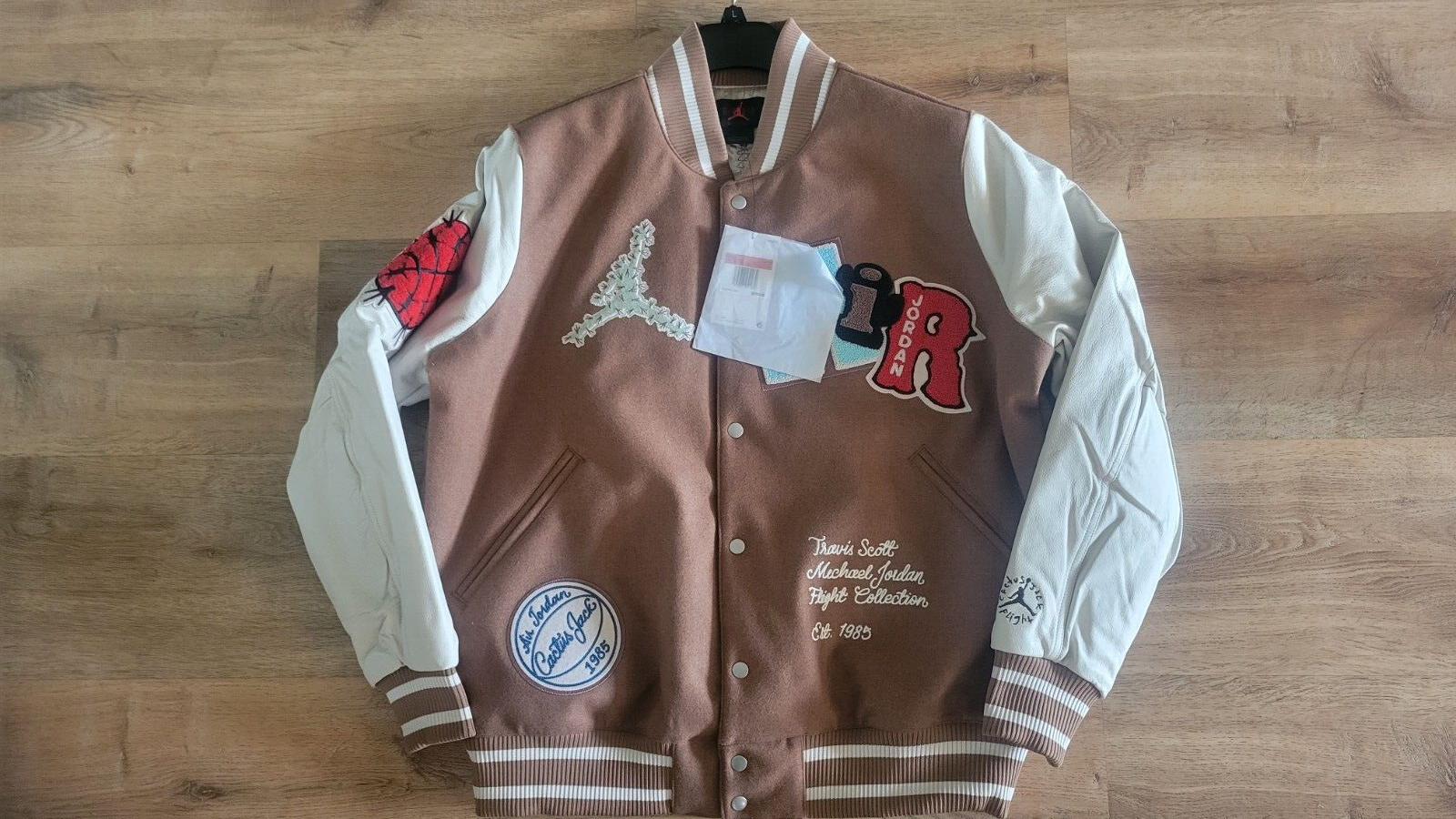 【M】Travis Scott Jordan Varsity Jacket Travis Scott x Jordan Brown Varsity Jacket | USA Jacket