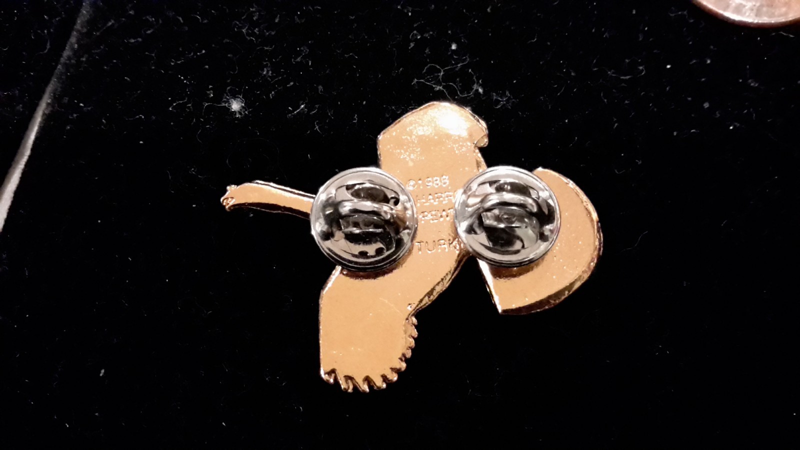 Fine Pewter  Goldtone.Turkey Pin GG Harris 1988 Pinback Tie Tack Lapel Pin