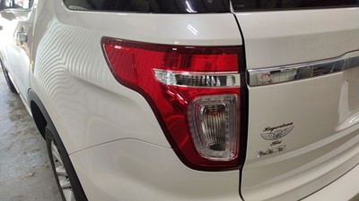 2011-2015 Ford Explorer LH Driver Taillight Lamp Assy