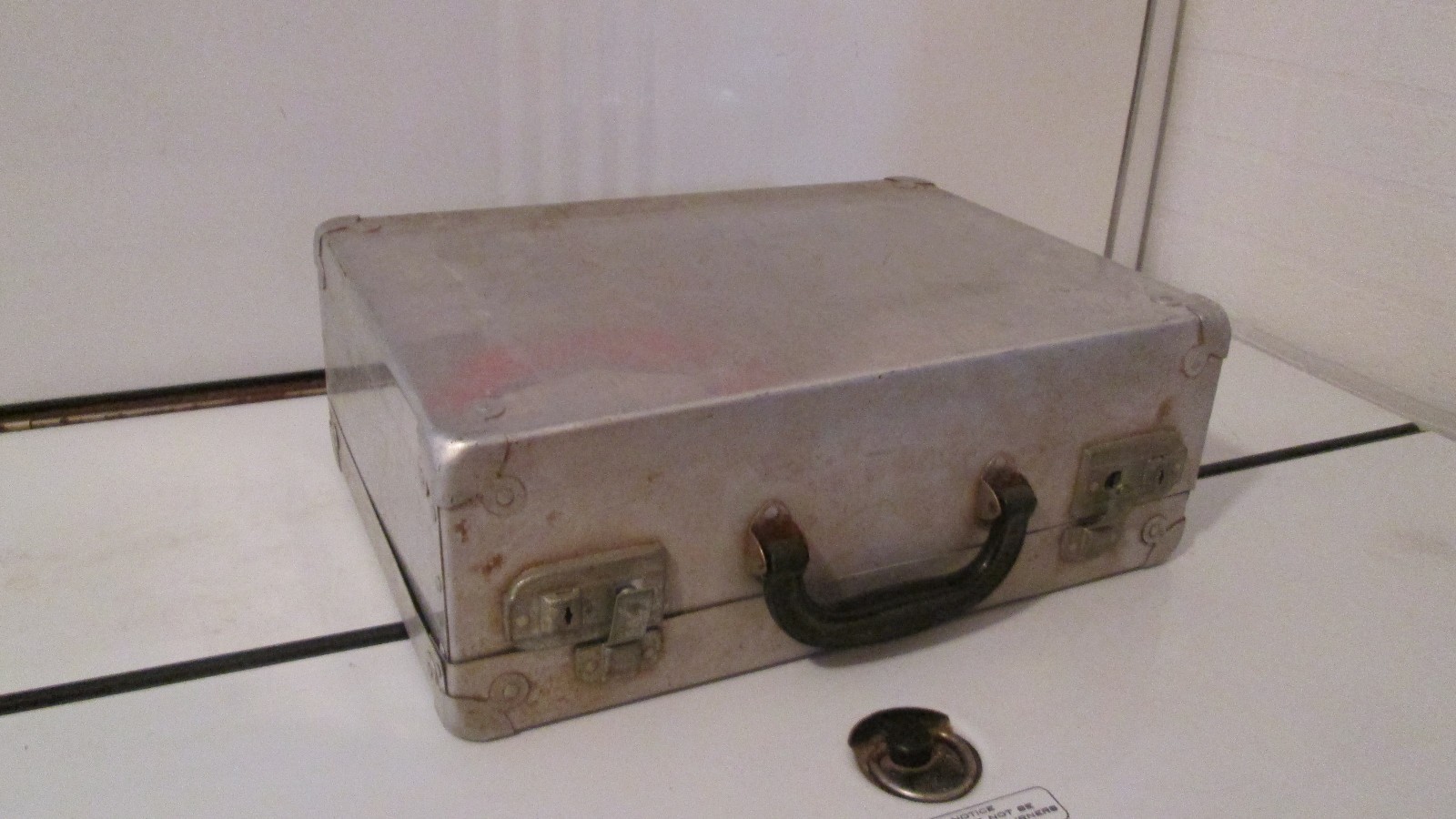 Vintage Roller Rink Indoor Skates White High Top Womens 5