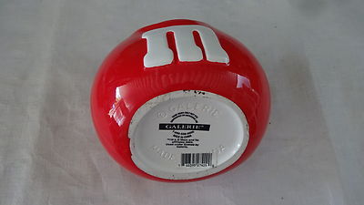 M & M Candy Dispenser Open Bowl Red Cute Smile Kiss On Cheek 2003